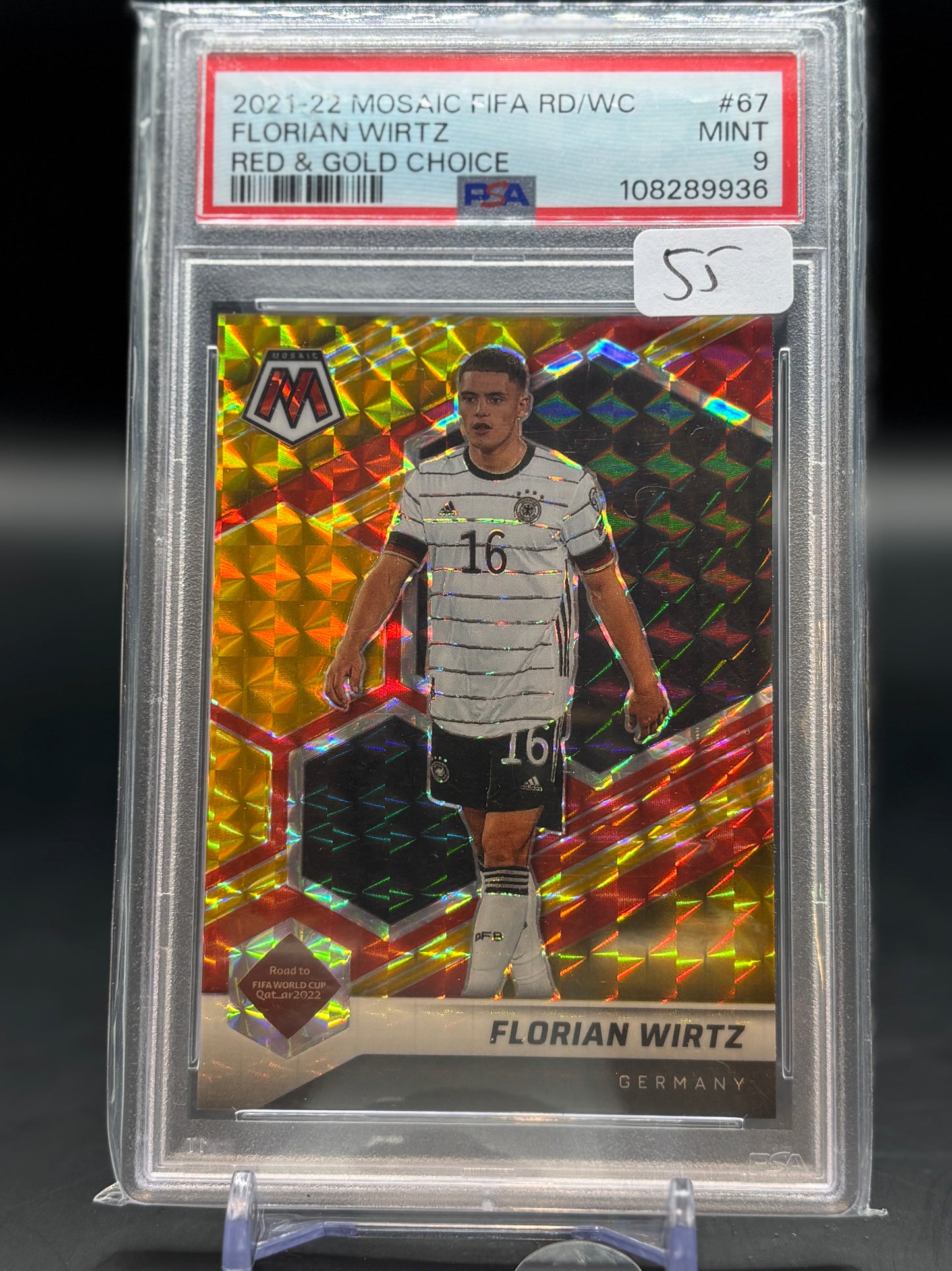 2021/2022 Topps Mosaic FIFA Florian Wirtz Red&Gold Choice PSA 9 / 108289936