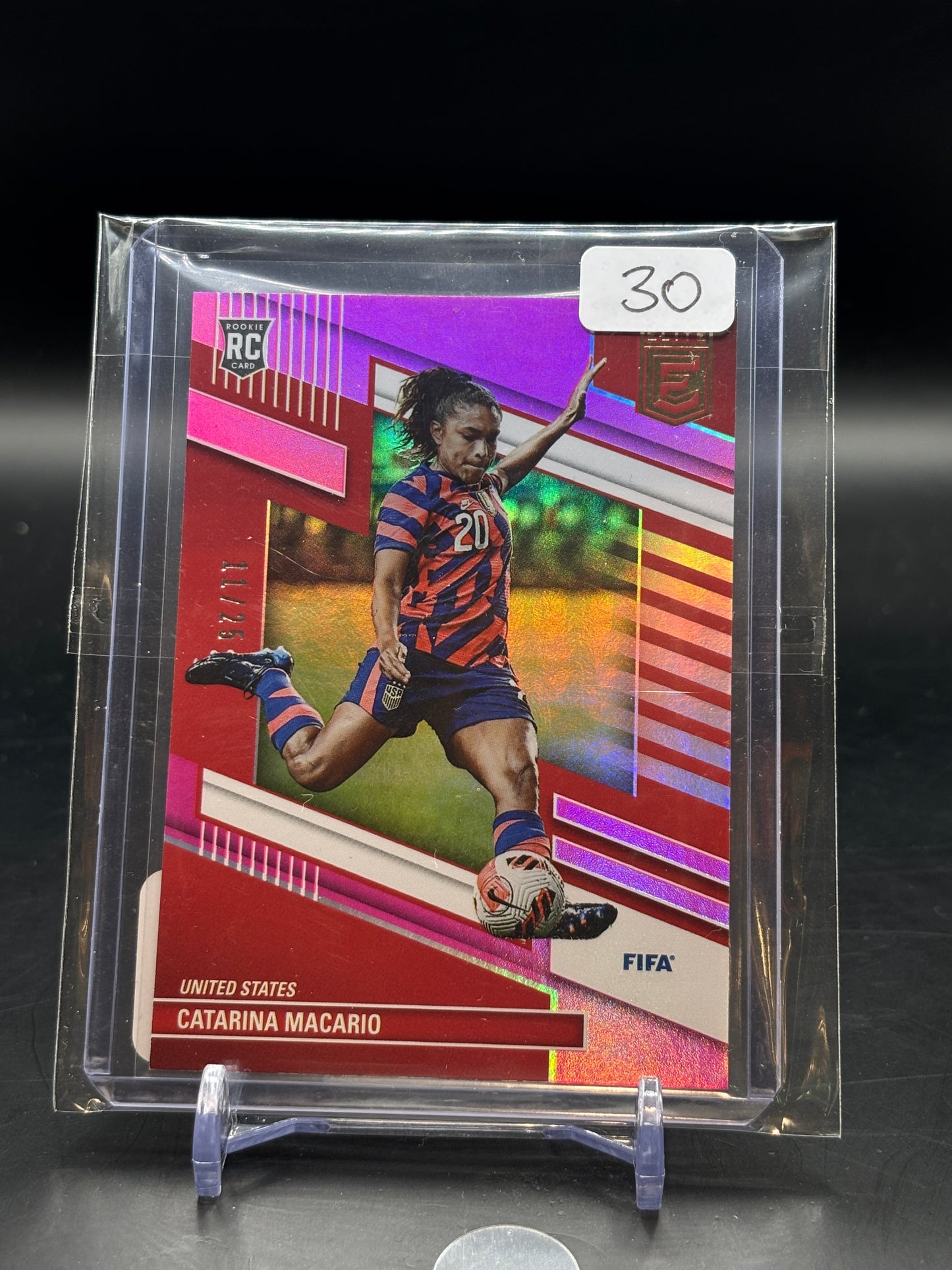 2022/23 Panini Elite Catarina Macario Pink /25 RC
