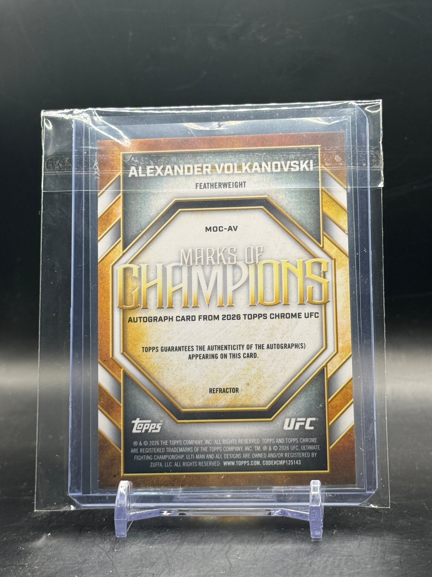 2026 Topps Chrome UFC Alexander Volkanovski Marks of Champions Auto