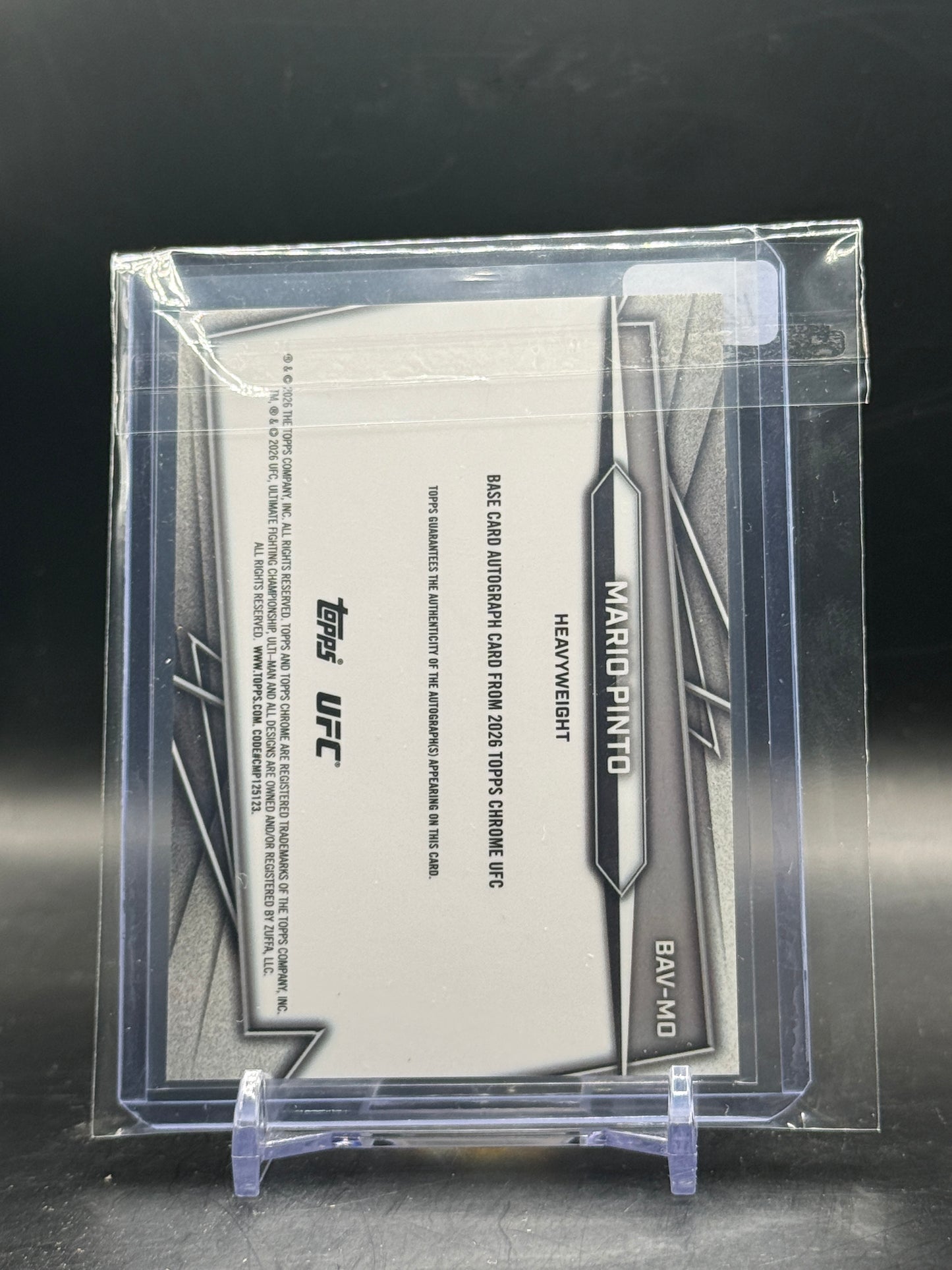 2026 Topps Chrome UFC Mario Pinto Orange Geometric Auto 18/25