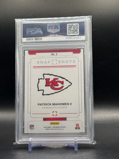 2025 Panini Photogenic NFL Patrick Mahomes II Kansas City Chiefs Snapshot Gold 07/10 PSA 8 159822037