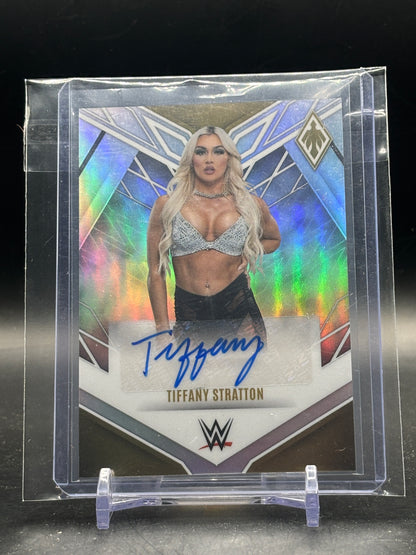 2023 Panini Chronicles Phoenix WWE Tiffany Stratton Auto