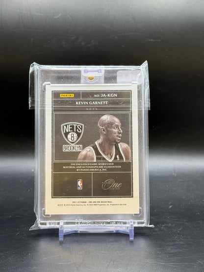 2021-22 Panini One and One NBA Kevin Garnett Brooklyn Nets Gold Patch Auto 04/10