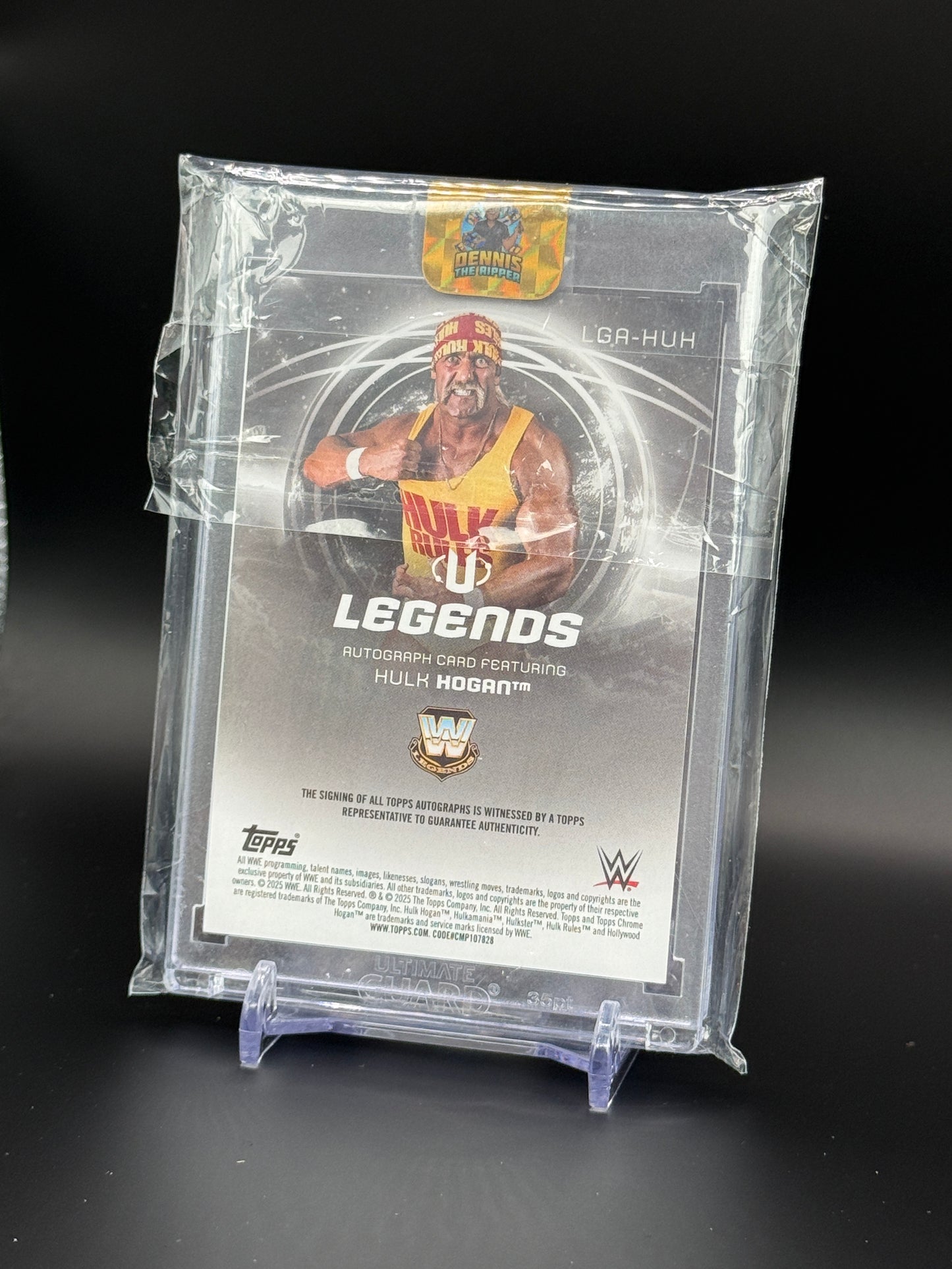 2025 Topps Universe WWE Hulk Hogan Legends Auto