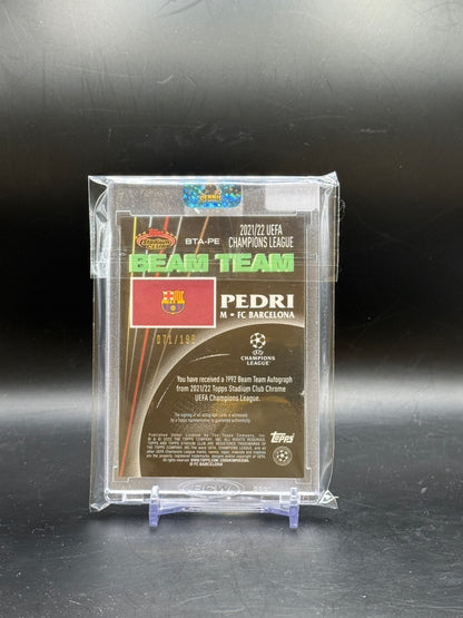 2021-22 Topps Stadium Club UCL Pedri FC Barcelona Beam Team Auto 71/199