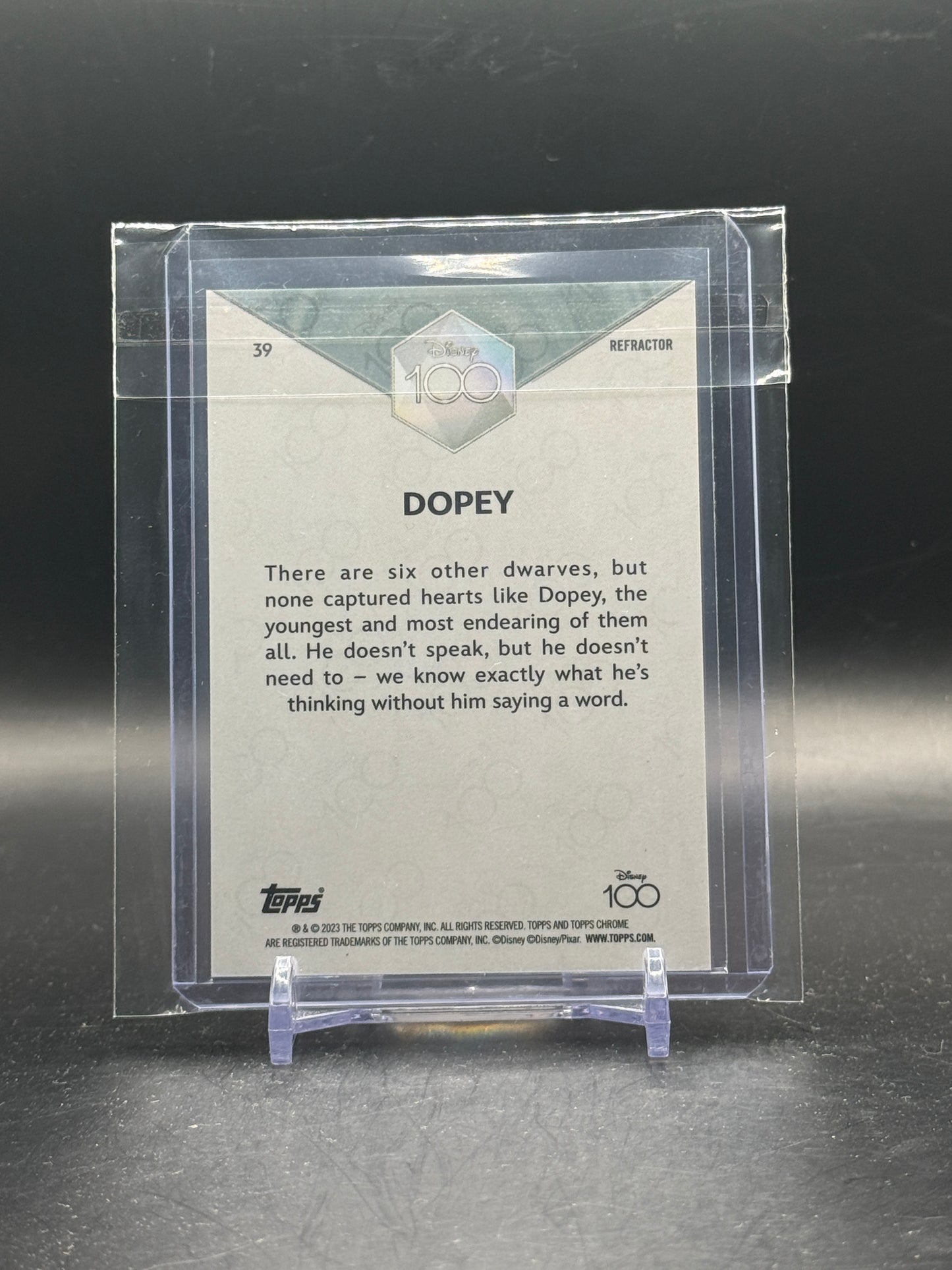 2023 Topps Chrome Disney Dopey Refractor