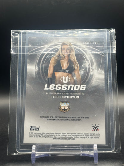 2025 Topps Universe WWE Trish Stratus Red, White & Blue Stars Auto