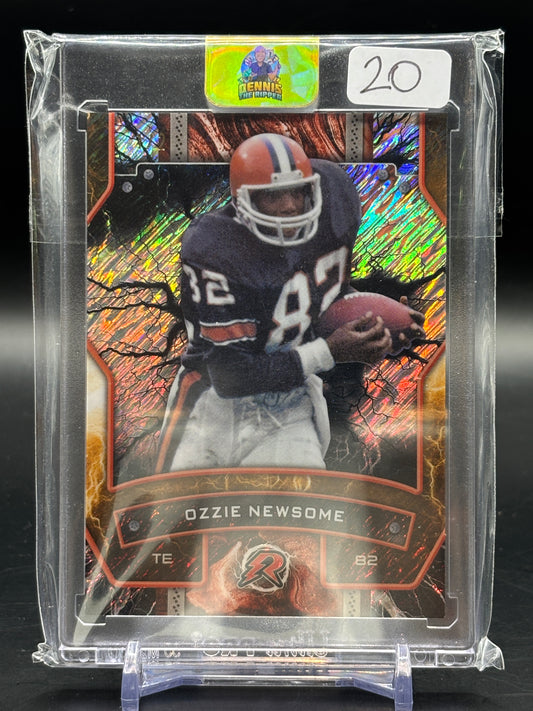 2025 Topps Resurgence Ozzie Newsome Black Gold Shimmer 1/2