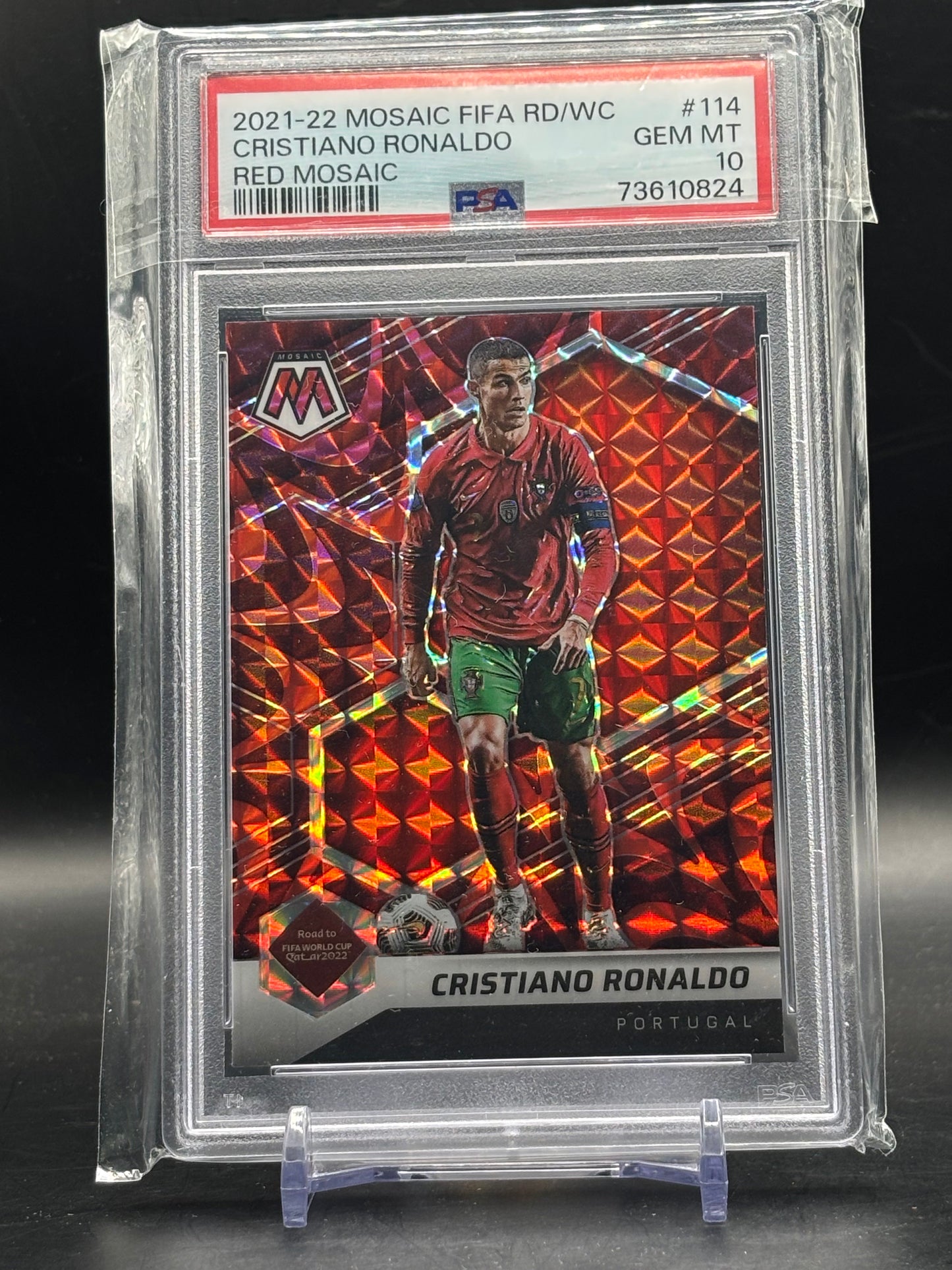 2021-22 Panini Mosaic FIFA Road to World Cup Cristiano Ronaldo Portugal Red PSA 10 73610824