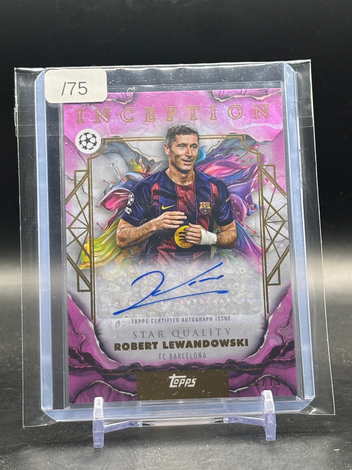 2025-26 Topps Inception UCC Robert Lewandowski FC Barcelona Pink Auto 60/75