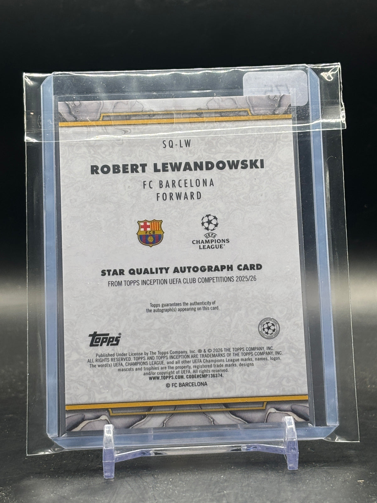 2025-26 Topps Inception UCC Robert Lewandowski FC Barcelona Pink Auto 60/75