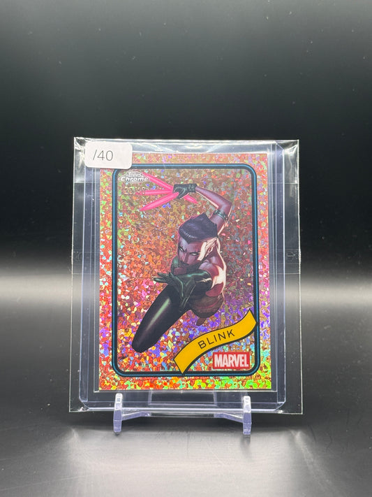 2025 Topps Chrome Marvel Comics Blink Rose Gold Mini Diamonds 20/40