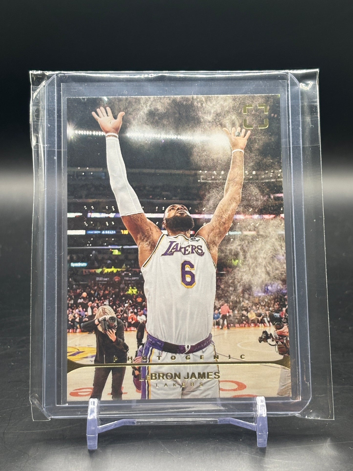 2021/22 Panini Photogenic Lebron James