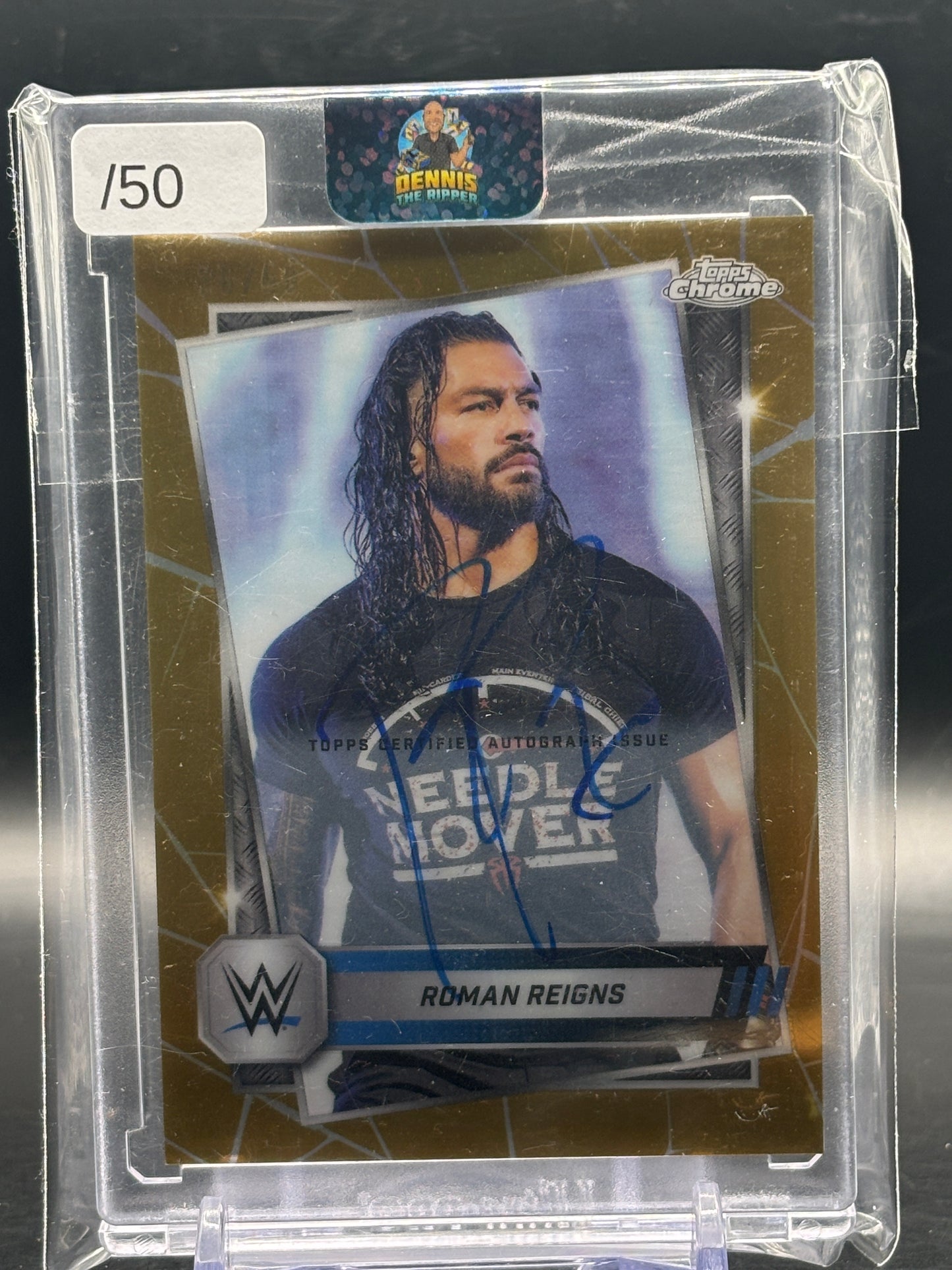 2025 Topps Chrome WWE Roman Reigns Gold Auto 36/50