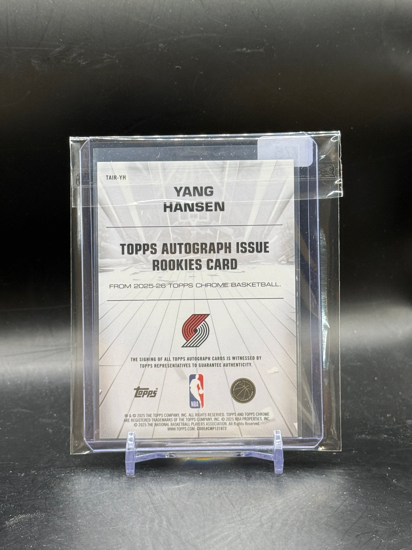 2025-26 Topps Chrome NBA Yang Hansen Portland Trail Blazers Purple Auto 13/75