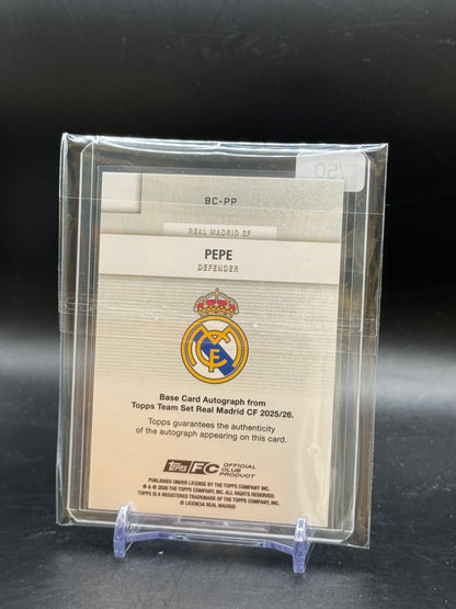 2025-26 Topps Real Madrid Team Set Pepe Gold Auto 19/50