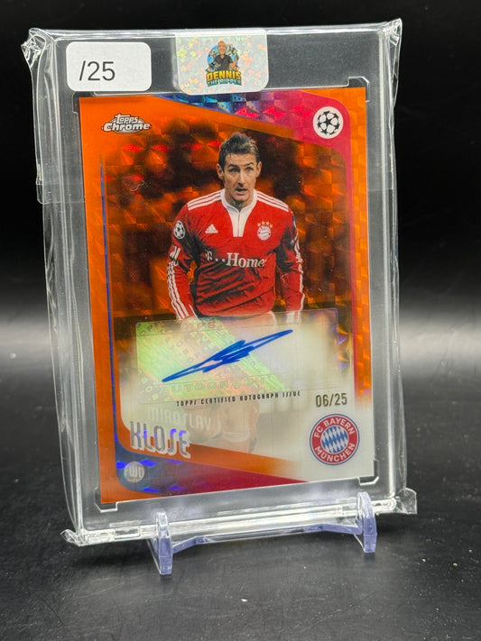 2025-26 Topps Chrome UCC Miroslav Klose FC Bayern München Geometric Orange Auto 06/25