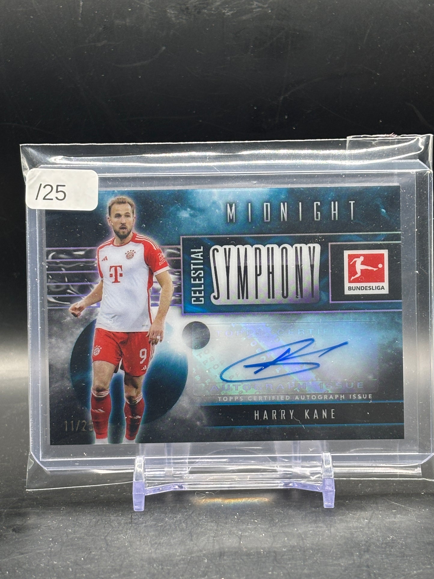 2023-24 Topps Midnight Bundesliga Harry Kane FC Bayern München Celestial Symphony Auto 11/25
