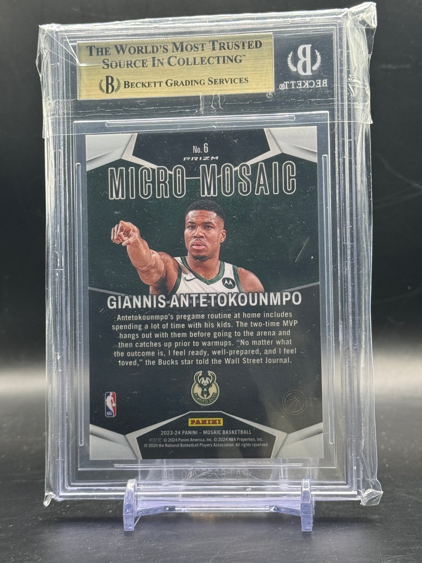 2023-24 Panini Mosaic NBA Giannis Antetokounmpo Milwaukee Bucks Micro Mosaic Becket 9.5 0018466661