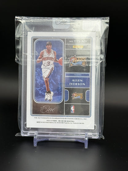 2022-23 Panini One and One NBA Allen Iverson Philadelphia 76ers Team Titan Signatures Auto 46/49
