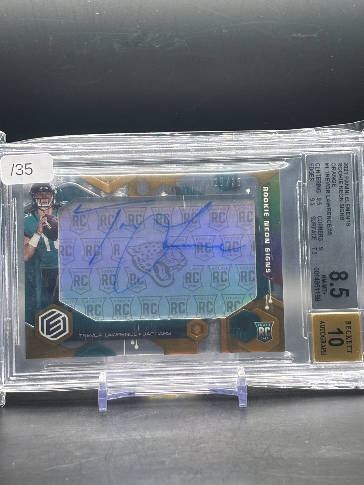 2021 Panini Elements NFL Trevor Lawrence Jacksonville Jaguars Orange Neon Auto 25/35 Beckett 8,5 0014951198