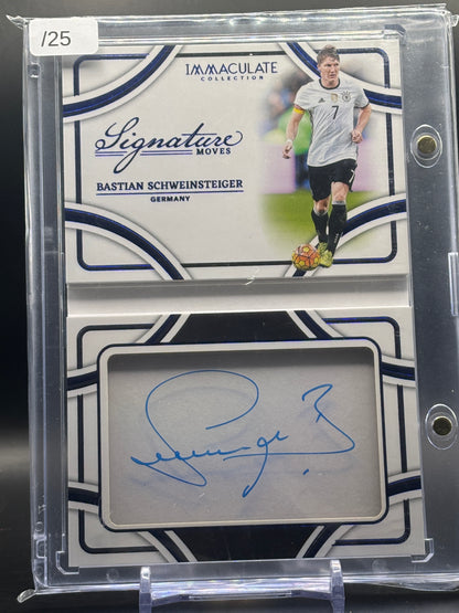 2024-25 Panini Immaculate Soccer Bastian Schweinsteiger Germany Sapphire Moves Booklets Auto 23/25