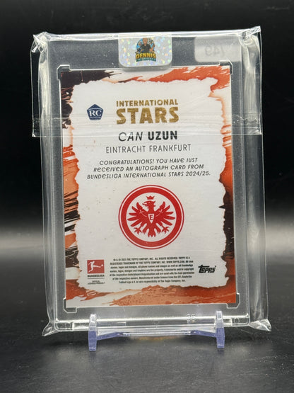 2024-25 Topps Bundesliga International Stars Can Uzun Eintracht Frankfurt Green Auto 48/49
