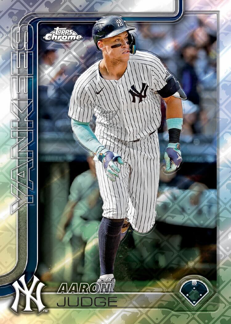 2025 Topps Chrome MLB Baseball Logofractor Box